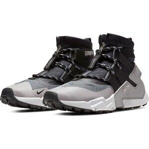 NIKE Air Huarache Gripp Shield‎ Water Repellent Sneaker Shoes Womens Size 7.5